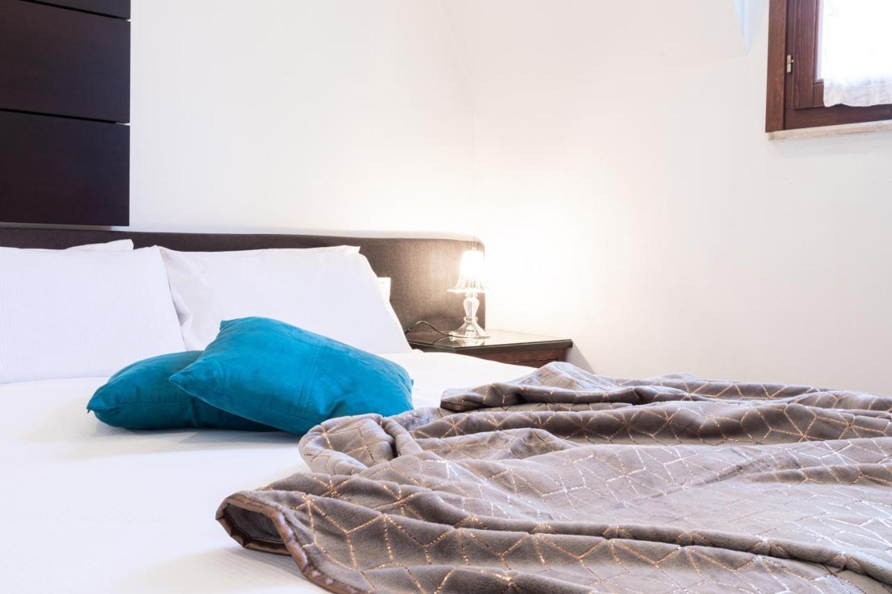 Sempione Split-Level Terrace Apartment - Top Collection มิลาน ภายนอก รูปภาพ