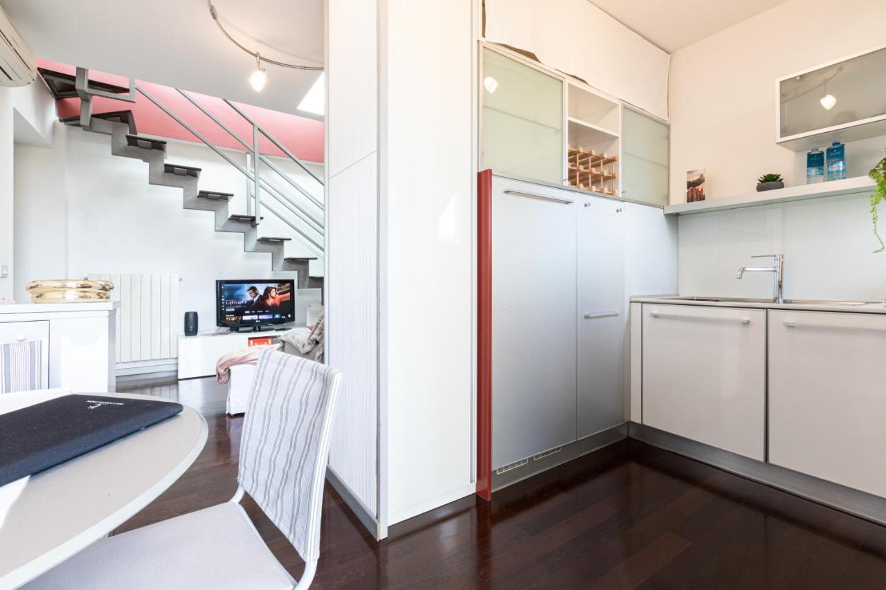 Sempione Split-Level Terrace Apartment - Top Collection มิลาน ภายนอก รูปภาพ
