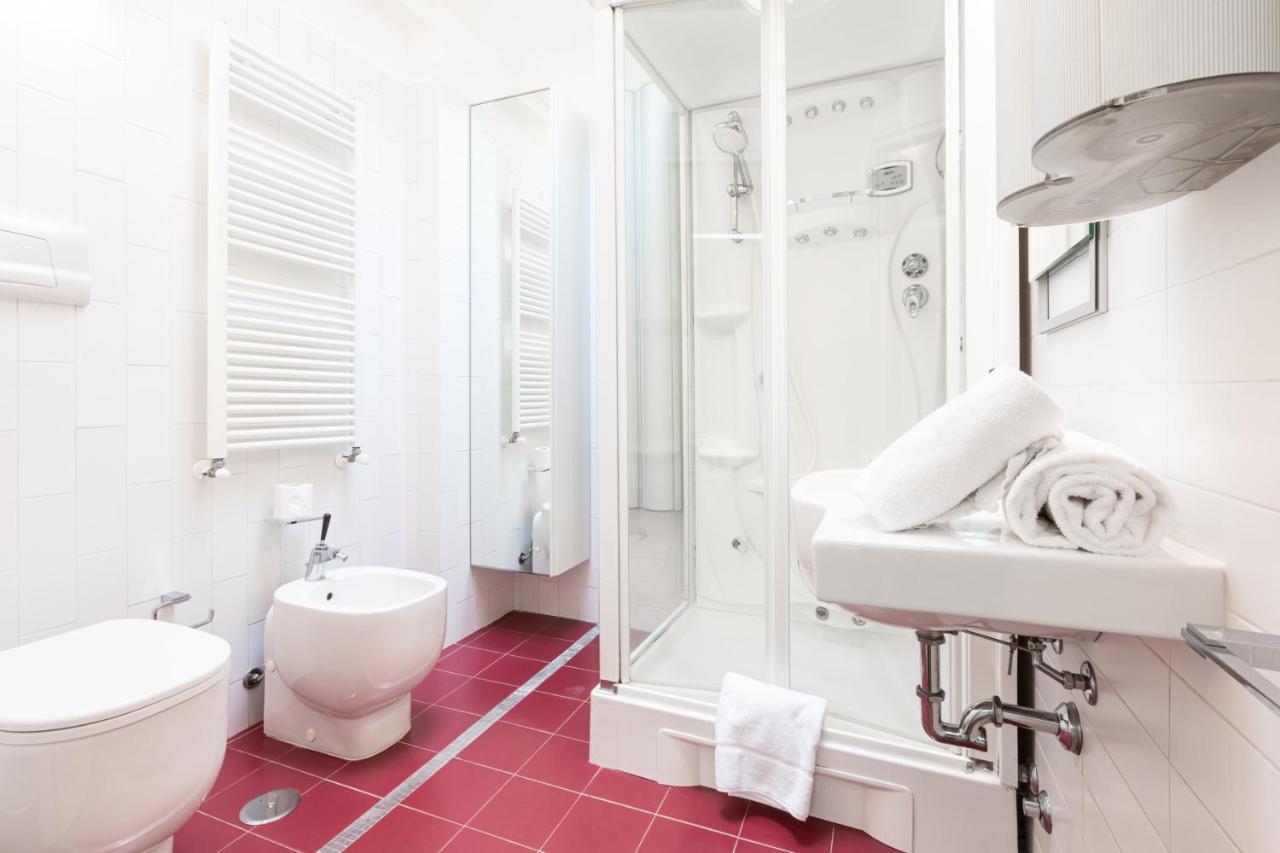 Sempione Split-Level Terrace Apartment - Top Collection มิลาน ภายนอก รูปภาพ